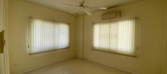 3 chambres Café / restaurant à Pattaya, Thailand No. 4053 2