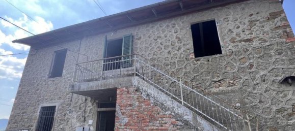 6 rooms House in Monte San Savino, Italy No. 210023 18