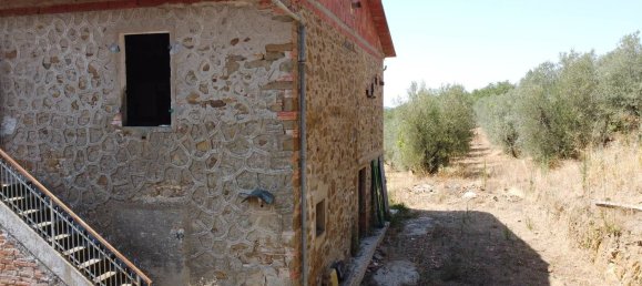 6 rooms House in Monte San Savino, Italy No. 210023 12