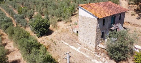 6 rooms House in Monte San Savino, Italy No. 210023 4