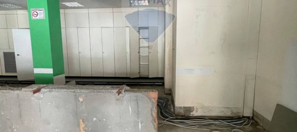 Gewerbliche Immobilie in Cesenatico, Italy 215m², Nr. 326127 11