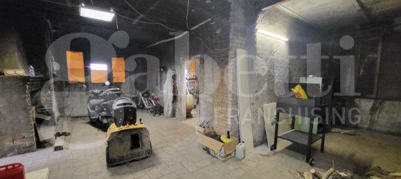 4 rooms House in Foligno, Italy No. 153261 16