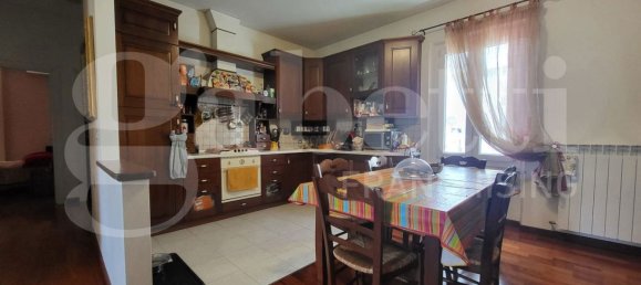 4 rooms House in Foligno, Italy No. 153261 6