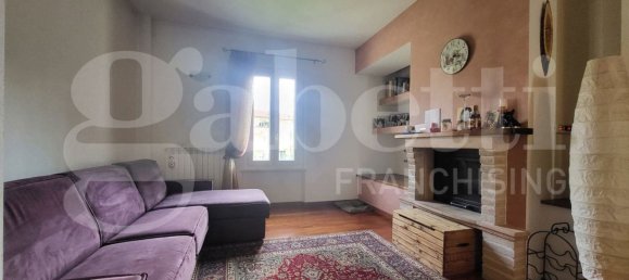 4 rooms House in Foligno, Italy No. 153261 5