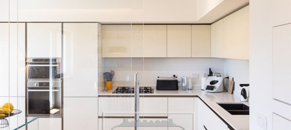 Квартира с 4 спальнями в Рим, Италия № 318802 6