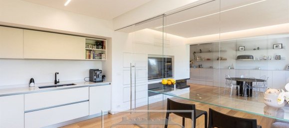 Квартира с 4 спальнями в Рим, Италия № 318802 3