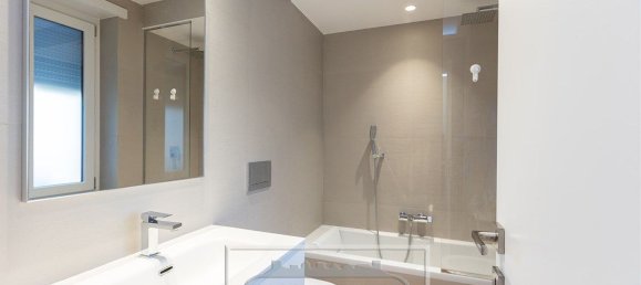 Квартира с 4 спальнями в Рим, Италия № 318802 18