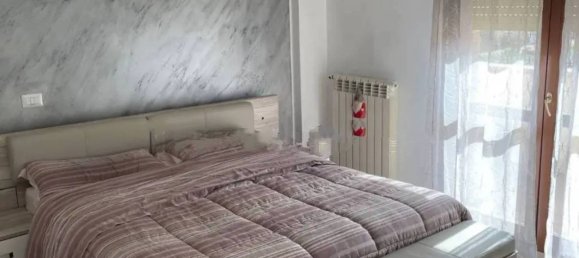 Studio in Pomezia, Italy, Nr. 150682 2