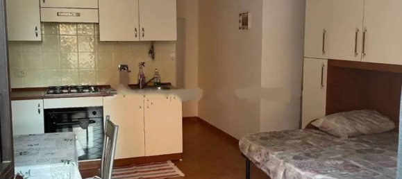 Studio in Pomezia, Italy, Nr. 150682 10