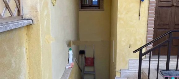 Studio in Pomezia, Italy, Nr. 150682 5