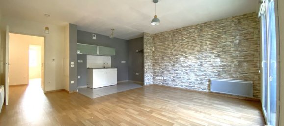 2 bedrooms Apartment in Epernon, France No. 256079 5