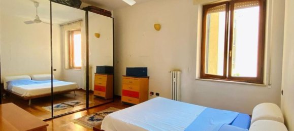 4-salle Appartement à La Spezia, Italy No. 36391 3