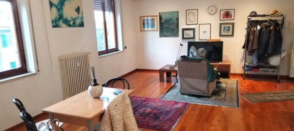 4-salle Appartement à La Spezia, Italy No. 36391 10