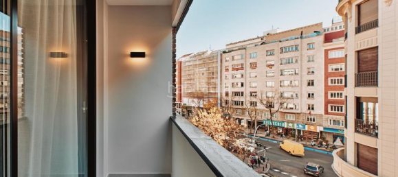 3 bedrooms Apartment in Madrid, Spain No. 120033 2