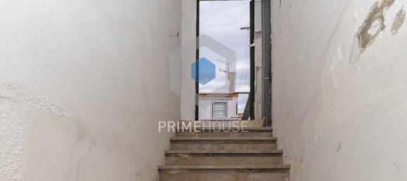 9 غرف نوم بناية في Setubal, Portugal رقم 250052 50