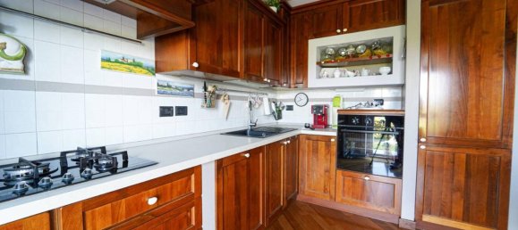 5غرفة منزل في Cuneo, Italy رقم 40484 15