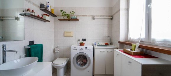 5غرفة منزل في Cuneo, Italy رقم 40484 17