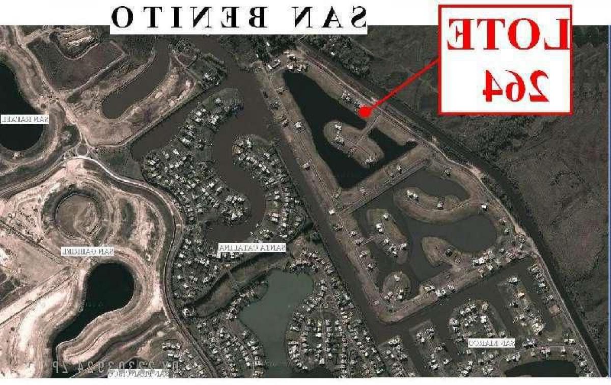  Land in Tigre, Argentina No. 121007