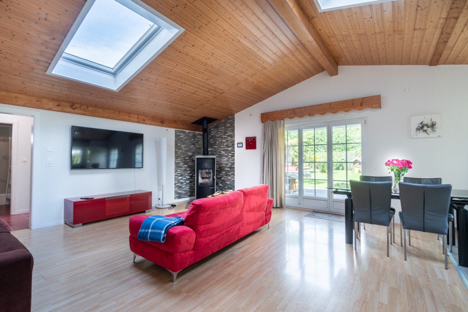 8 bedrooms House in Noville, Switzerland No. 185