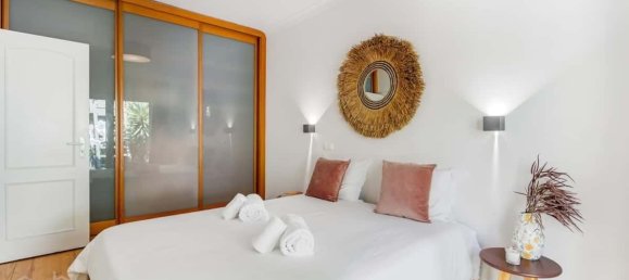 5 bedrooms Villa in Almada, Portugal No. 117744 16