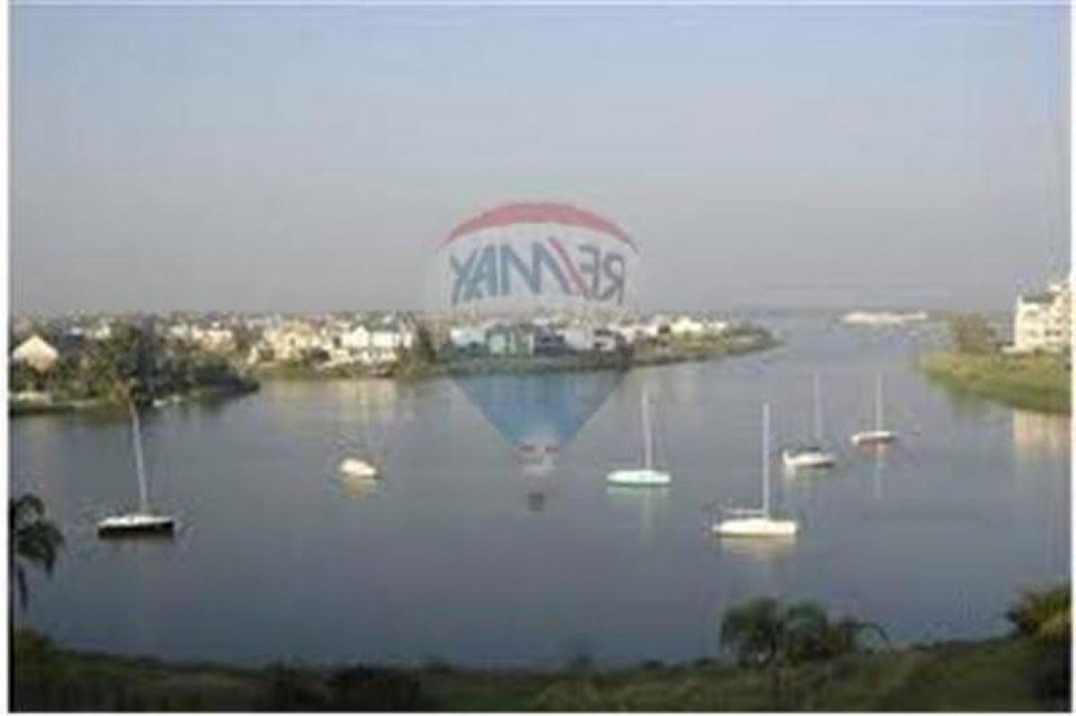 Estudio en Tigre, Argentina No. 4394