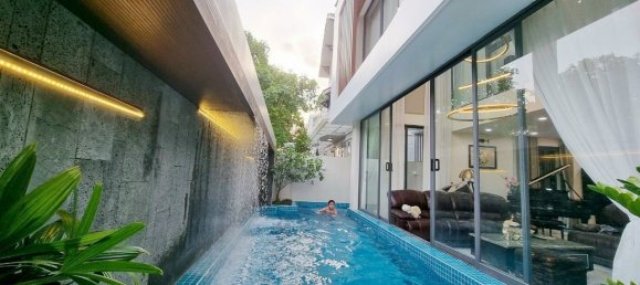 270m² Villa in District 7, Vietnam No. 7521 2