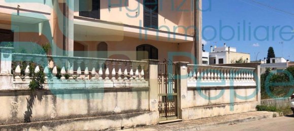 Dúplex de 8 habitaciónes en Presicce Acquarica, Italy No. 222042 2