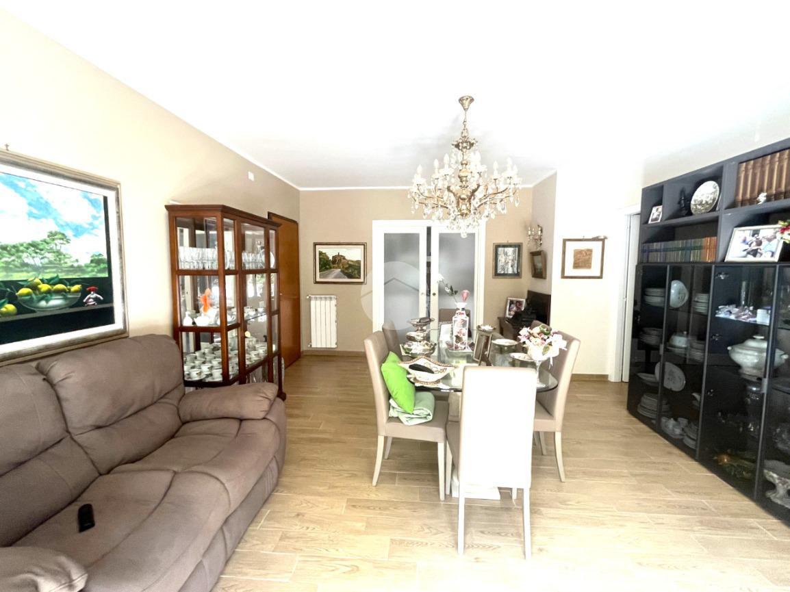 Apartamento de 5 habitaciónes en Viterbo, Italy No. 232974