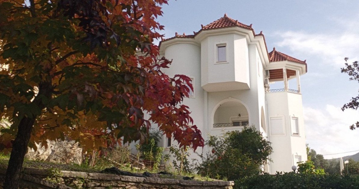 5 bedrooms Villa in Thesprotia, Greece No. 9016