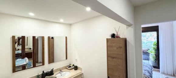 Ático de 2 dormitorios en Estepona, Spain No. 185243 3