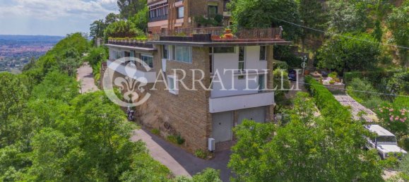 4 Schlafzimmer Wohnung in Florence, Italy, Nr. 297678 13