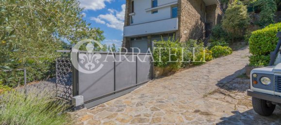 4 Schlafzimmer Wohnung in Florence, Italy, Nr. 297678 17