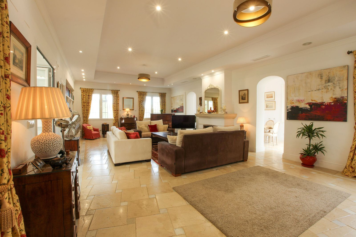 Вилла с 7 спальнями в Кадис, Испания № 25875