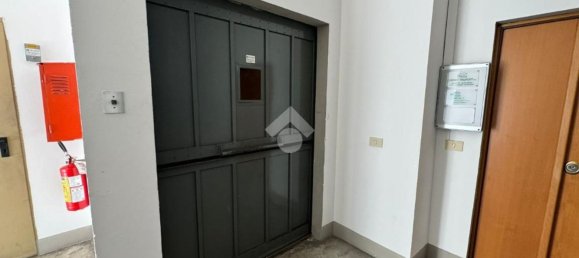 124m² Warehouse in Lastra a Signa, Italy No. 44426 20