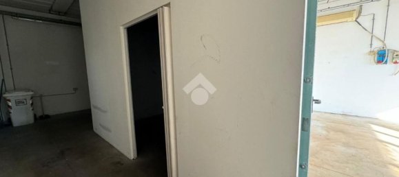 124m² Warehouse in Lastra a Signa, Italy No. 44426 16