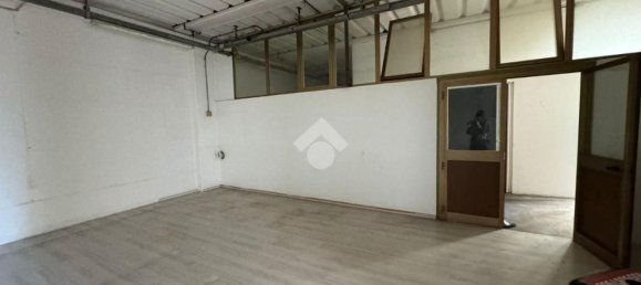 124m² Warehouse in Lastra a Signa, Italy No. 44426 19