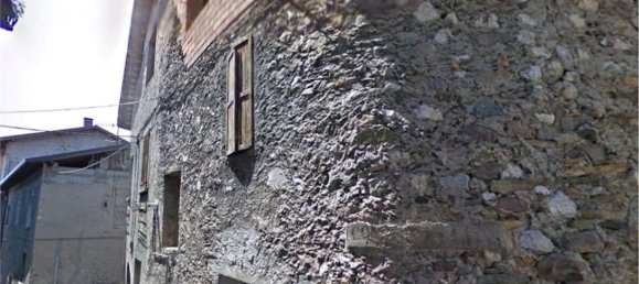 3-salle Appartement à Capo di Ponte, Italy No. 291961 2