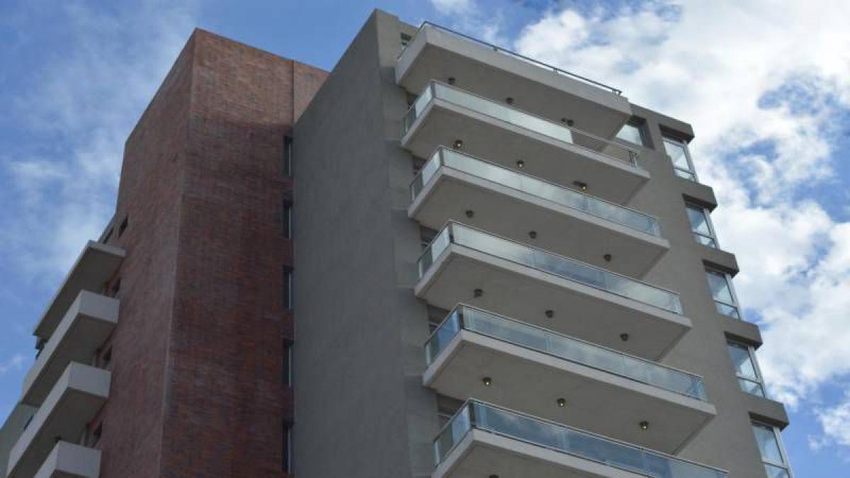 3 bedrooms Apartment in Quilmes, Argentina No. 60334
