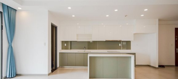 3 bedrooms Apartment in District 4, Vietnam No. 17556 4