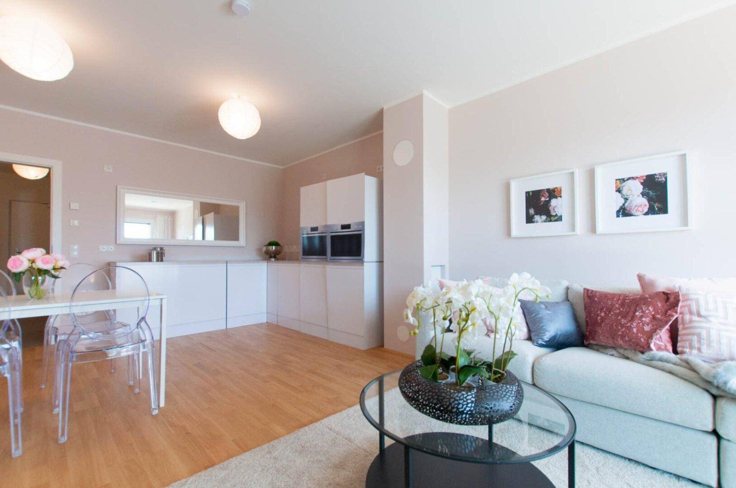 2غرفة شقة في Liesing, Austria رقم 184227