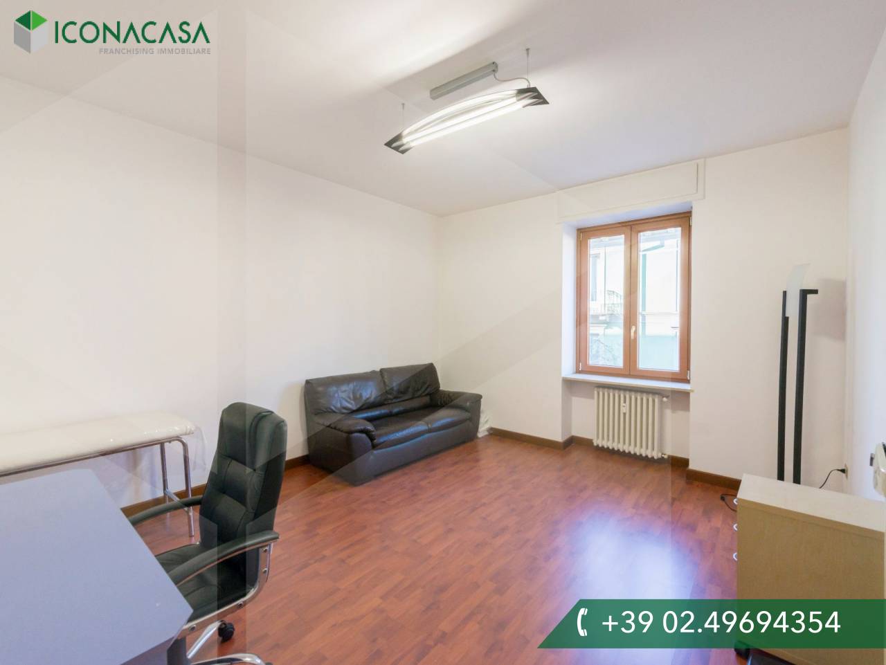 Apartamento de 3 habitaciónes en Milan, Italy No. 241734