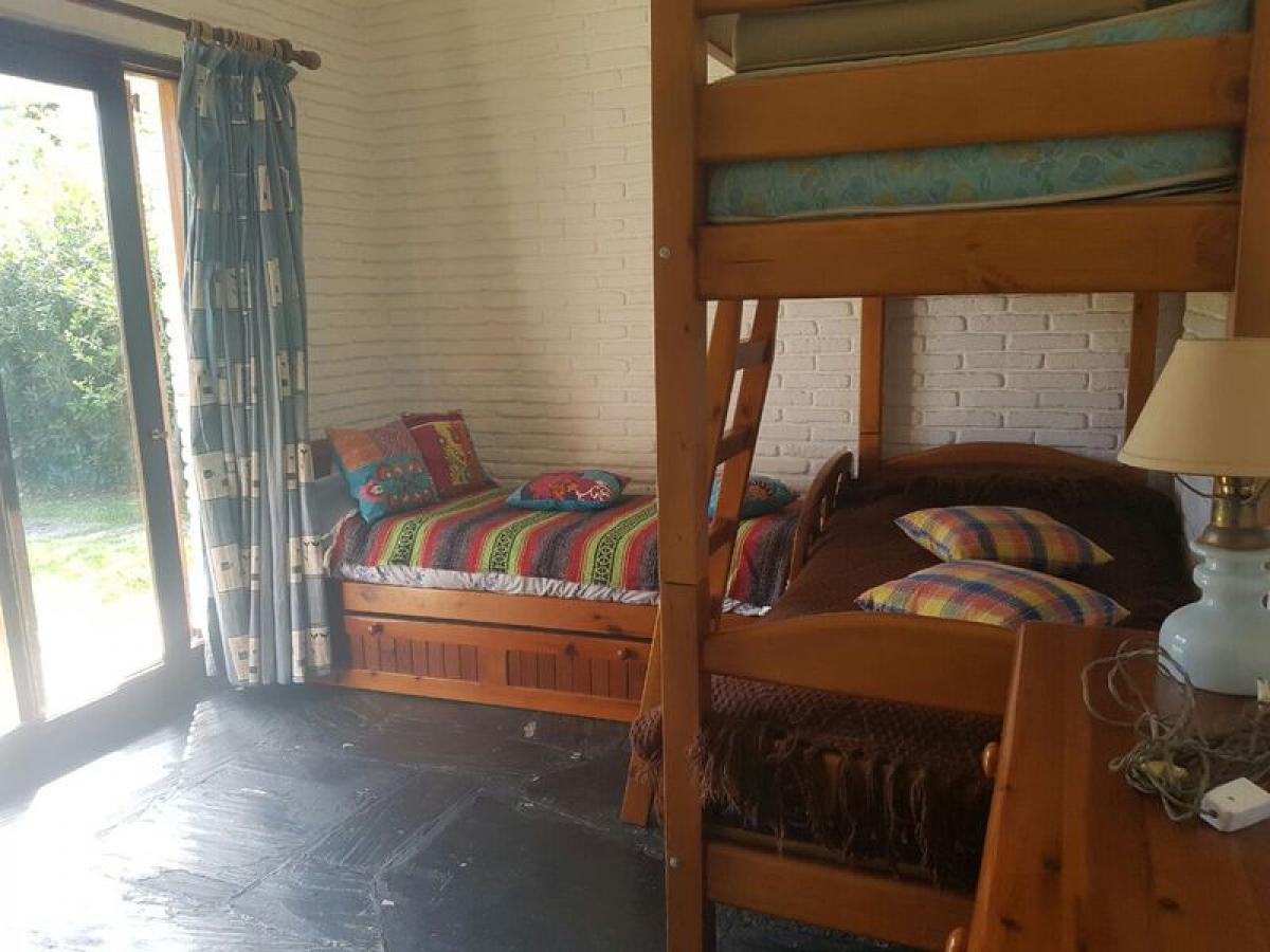 Дом с 4 спальнями в Мальдонадо, Уругвай № 5396