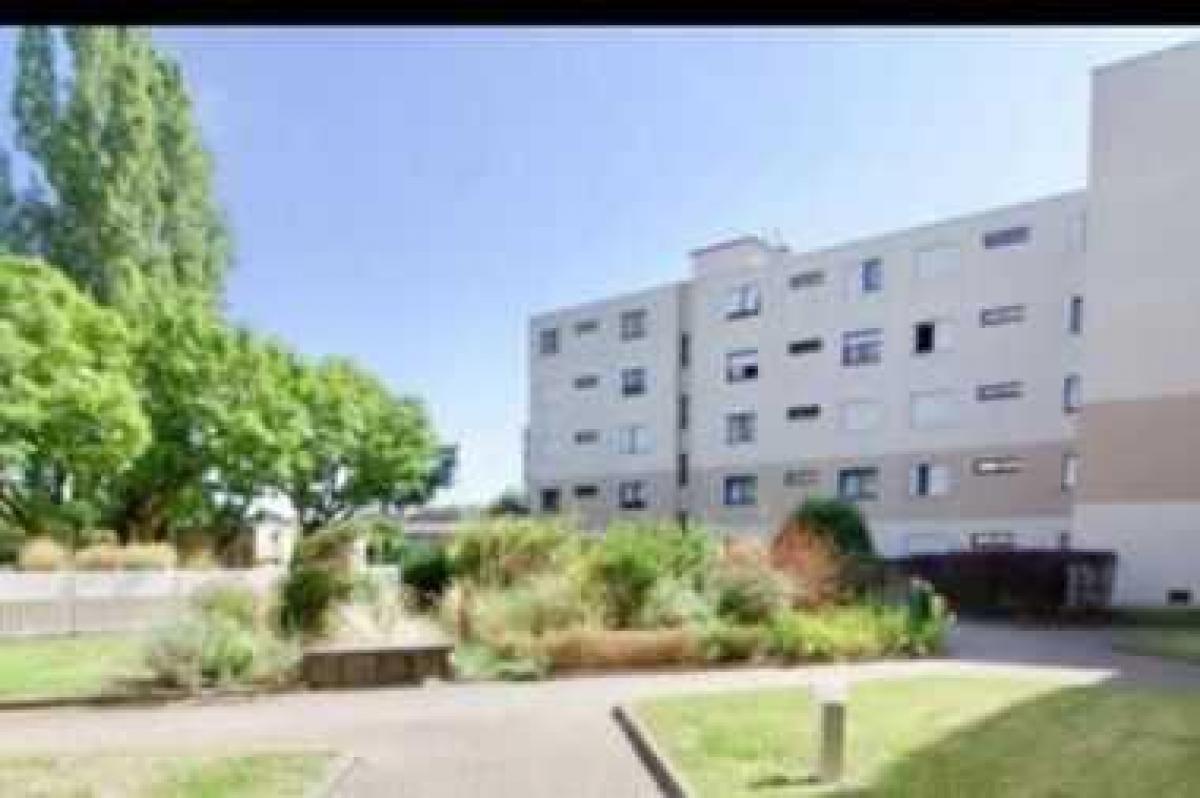 Apartamento com 3 quartos em condomínio em Villeparisis, France N.º 27530