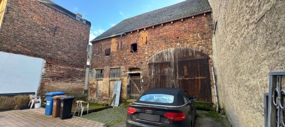 Дом с 3 комнатами в Лимбург-Вайльбург, Германия № 163017 3