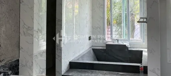 3 Schlafzimmer Haus in Chalong, Thailand, Nr. 71611 4