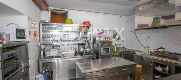 3 Schlafzimmer Gebäude in Mouresi, Greece, Nr. 782 12