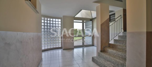 3 rooms Apartment in Verderio, Italy No. 11549 30