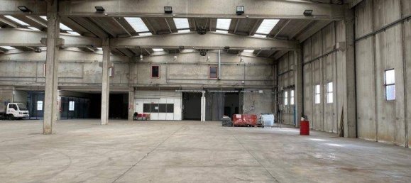 4-Zimmer Lagerhaus in Cerro Maggiore, Italy, Nr. 75812 13