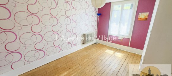 3 bedrooms House in Henonville, France No. 273984 10