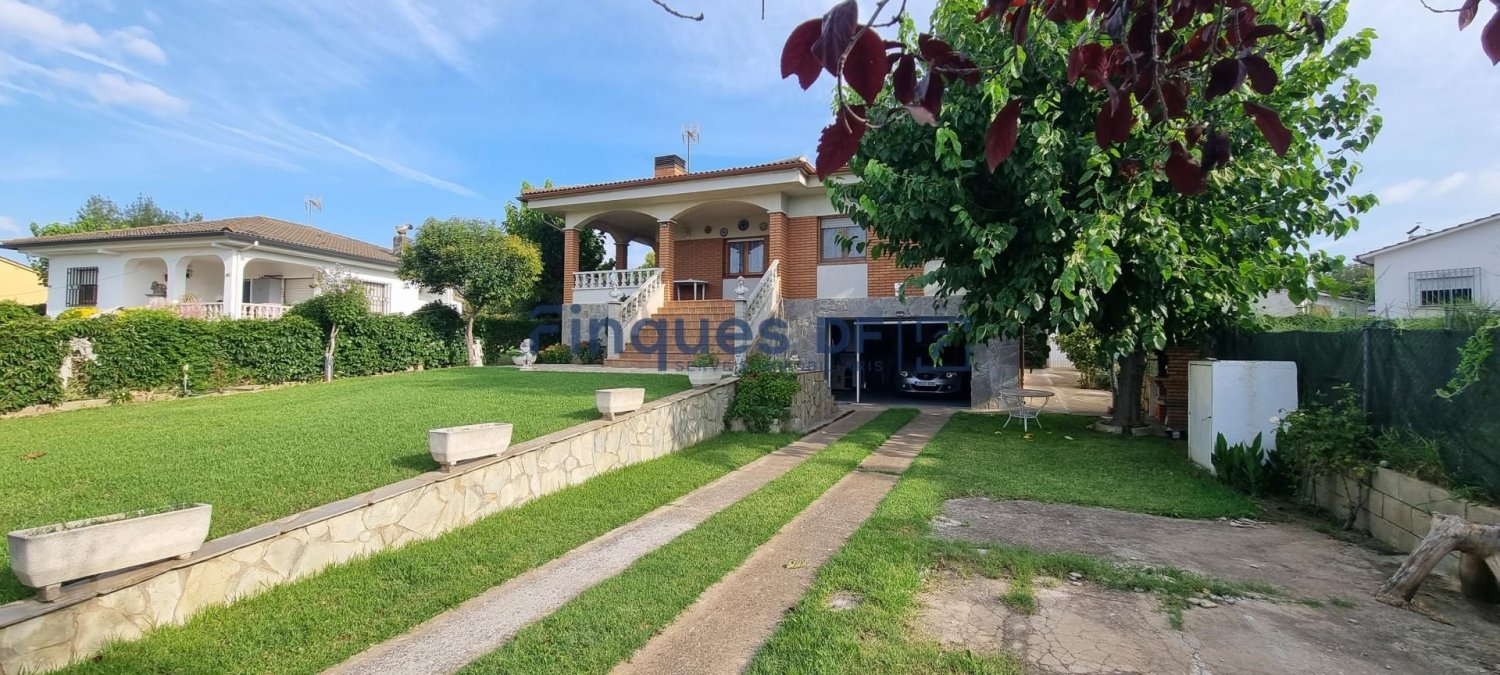 4 Schlafzimmer Haus in Caldes de Malavella, Spain, Nr. 264940